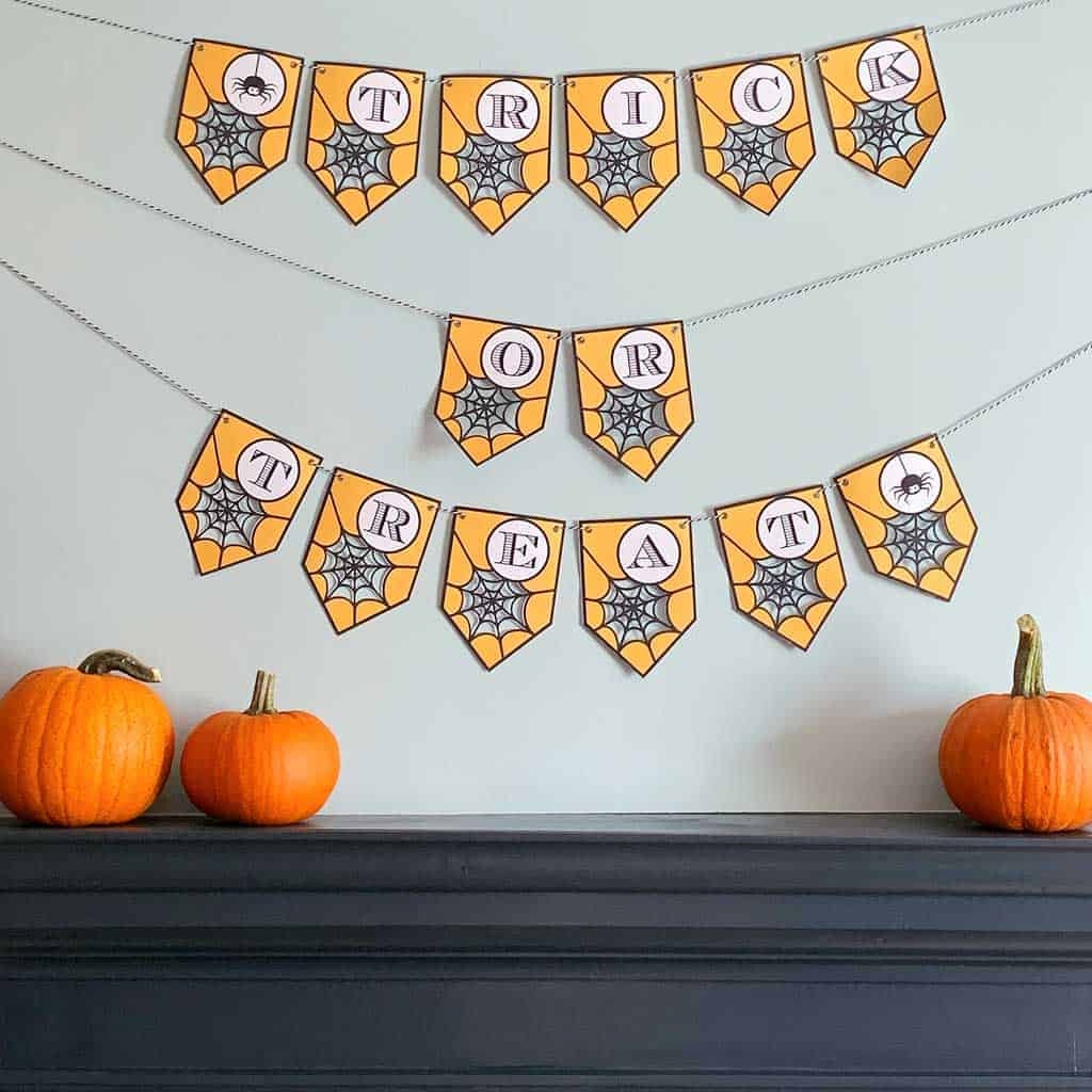 A Free Printable Halloween Banner By The Listed Home